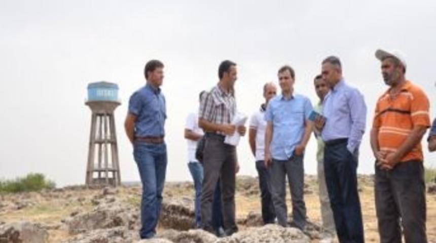 Tanışık K&ouml;y&uuml;ne Kanalizasyon Alt Yapı &Ccedil;alışmaları Devam Ediyor