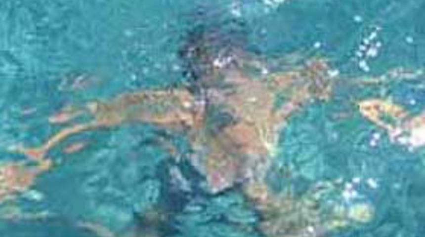 Derede boğuldu, 1 saat sonra hayata d&ouml;nd&uuml;r&uuml;ld&uuml;