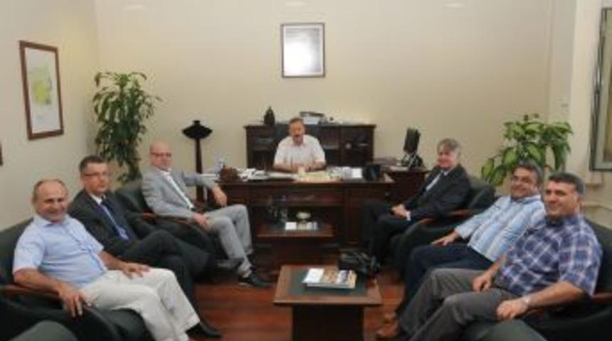 Polonyalı &ouml;ğretim &uuml;yelerinden ziyaret