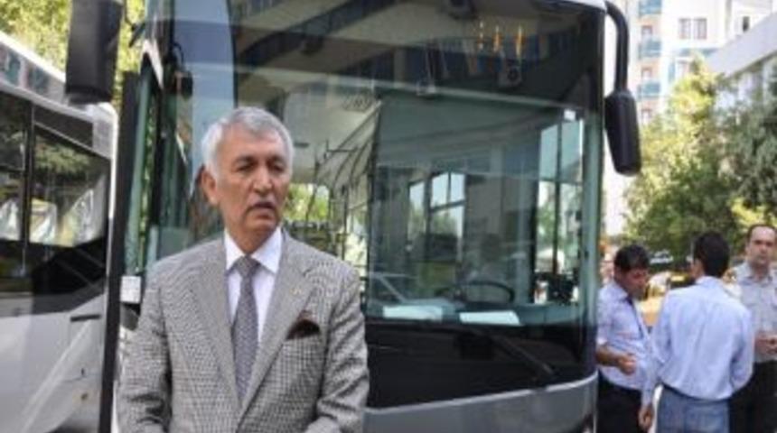 Isparta&rsquo;da Halk Otob&uuml;sleri Yenileniyor