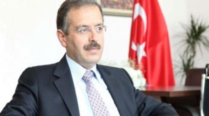 G&ouml;kmen Km&uuml;&rsquo;ye Yeniden Rekt&ouml;r Olarak Atandı