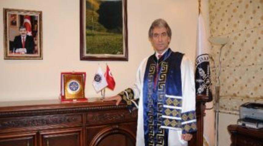 Rekt&ouml;r Korkmaz Yeniden Atandı