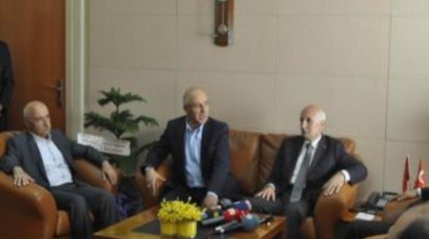 Ak Partili Vekiller Vali Yılmaz&rsquo;ı Ziyaret Etti