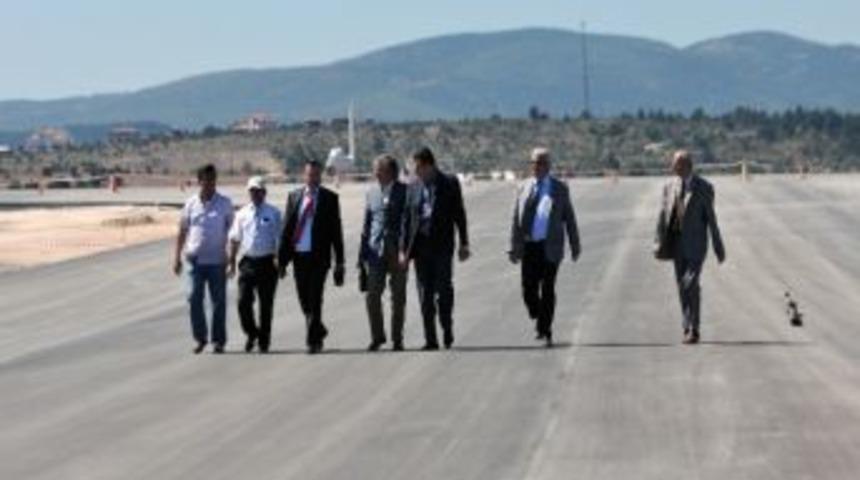 Sayıştay Denet&ccedil;ileri, Havaalanını İnceledi