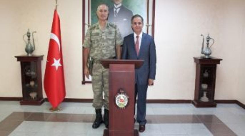 Tuğgeneral Kahraman G&uuml;neş, Vali S&uuml;leyman Tapsız'ı Ziyaret Etti