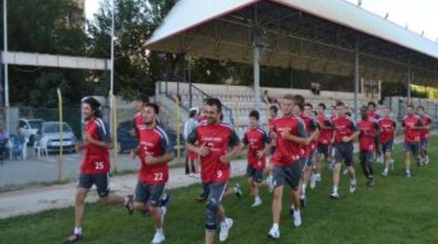 Yeni &Ccedil;anspor Top Başı Yaptı