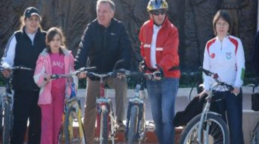 &Ccedil;evreci Başkandan &Ouml;rnek Uygulama