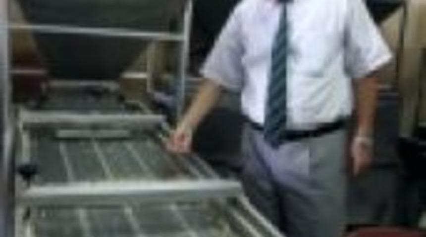 Vali, Urfa Fıstığını İnceledi