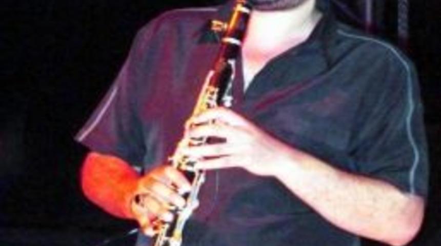 H&uuml;sn&uuml; Şenlendirici Ayvalık&rsquo;ı Salladı