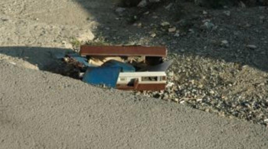 Sakarya&rsquo;da Ş&uuml;pheli &Ccedil;anta Paniği