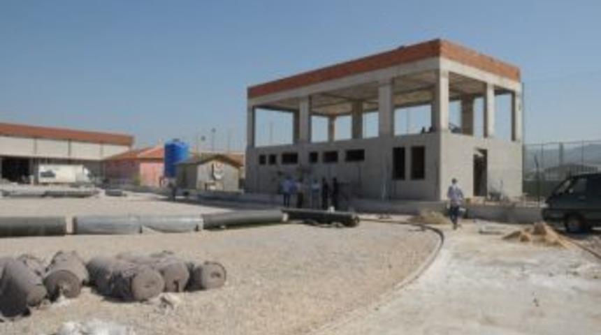 Başkan Aktaş&rsquo;dan Antrenman Sahası Ve Atletizm Pistine İnceleme