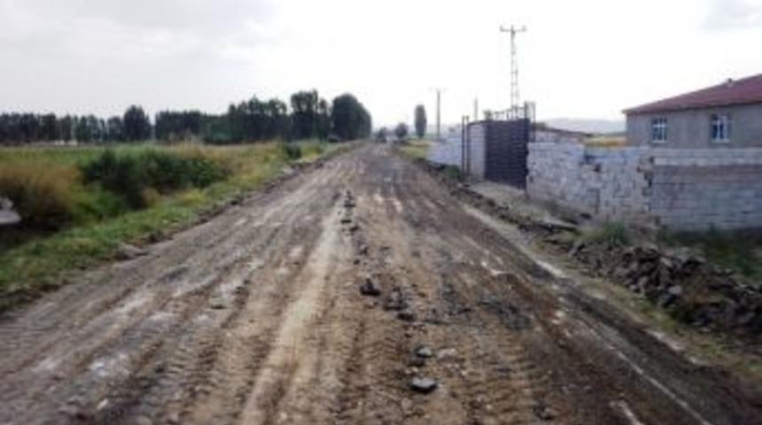 Iğdır&rsquo;da Yol Yapım &Ccedil;alışması