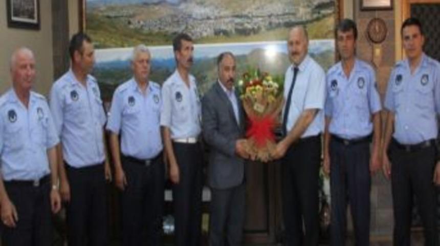 Zabıtalardan Belediye Başkanı Polat'a Ziyaret