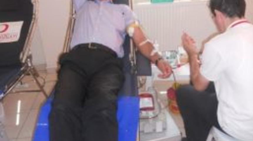 İneg&ouml;l İtfaiyesinden Kan Bağışı Kampanyası