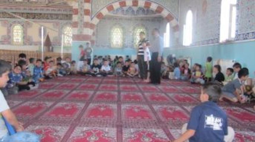 Kur&rsquo;an Kursu &Ouml;ğrencilerine Obezite Eğitimi