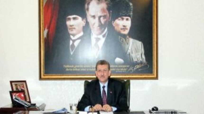 Bartın Valisi Savur, Polisleri Denetledi