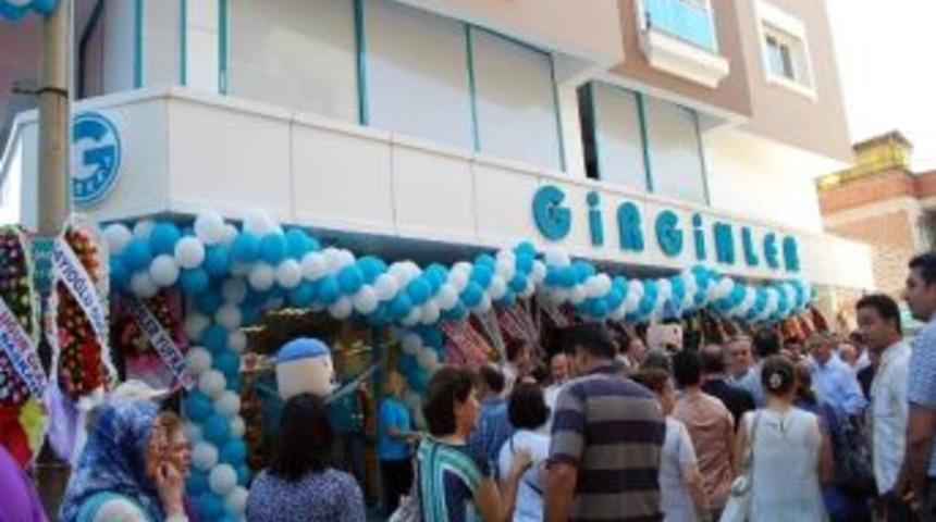 Girginler Market Salihli&rsquo;de &Uuml;&ccedil;&uuml;nc&uuml; Şubesini A&ccedil;tı