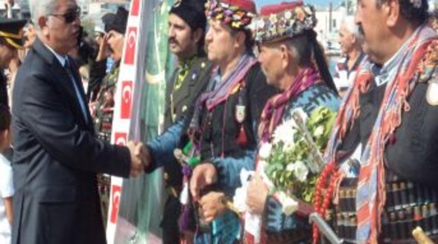 Kuşadası'nın D&uuml;şman Işgalinden Kurtuluşu Kutlandı