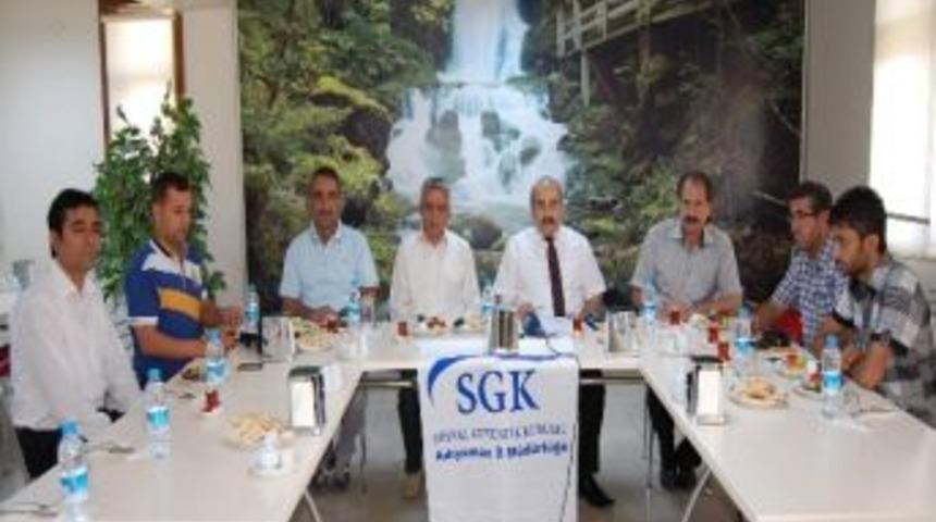 Sgk M&uuml;d&uuml;r&uuml; &Ouml;mer Eker, Tanışma Toplantısı D&uuml;zenledi