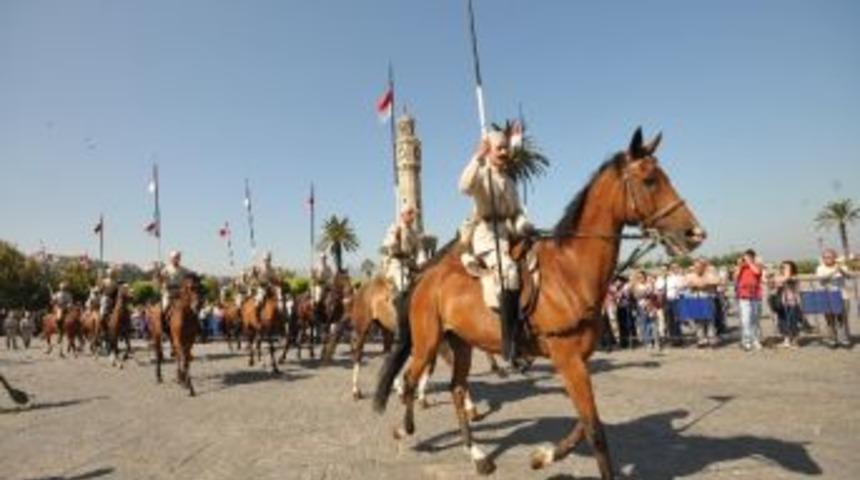 Bayrağını Al Da Gel