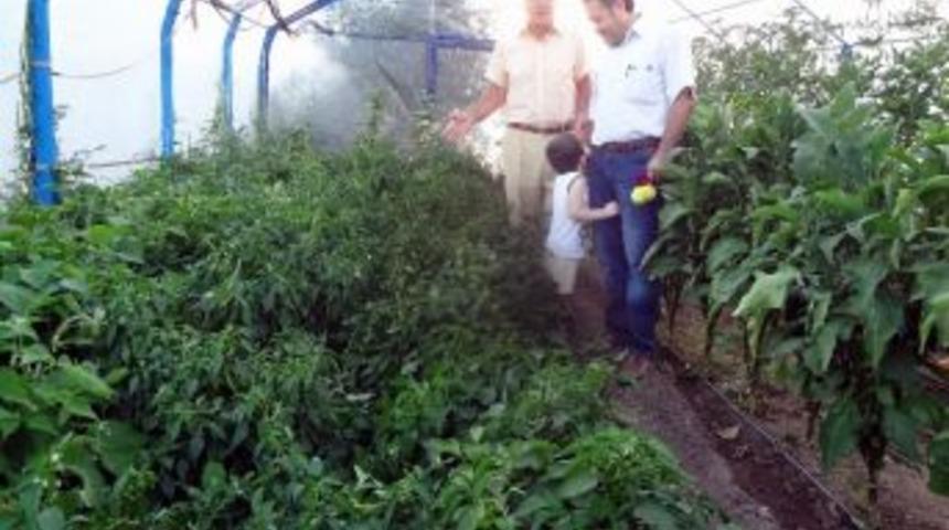 İl&ccedil;e Tarım M&uuml;d&uuml;r&uuml; Doğan&rsquo;dan &Ccedil;ift&ccedil;i Tuncer&rsquo;e Teşekk&uuml;r