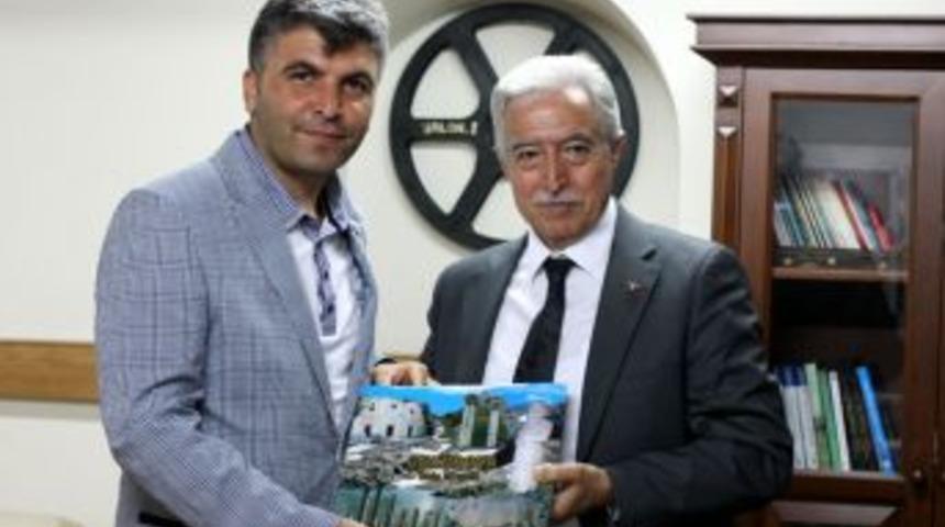 AA'dan Zihni Aldırmaz'a ziyaret