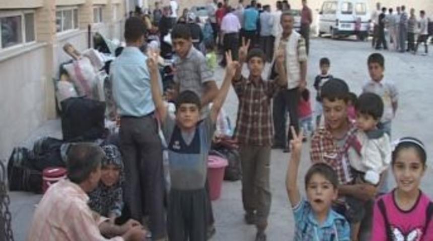 Suriyeli M&uuml;lteciler Kahramanmaraş&rsquo;taki &Ccedil;adır Kente G&ouml;nderiliyor