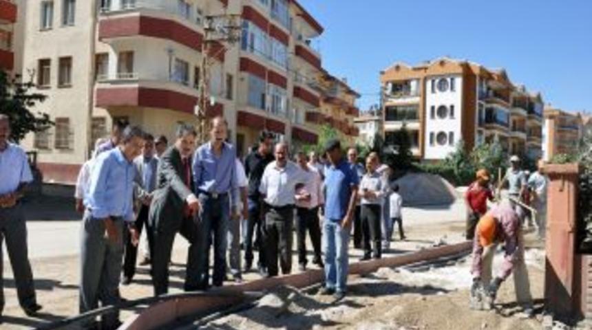 Malatya'da K&ouml;m&uuml;r Tevzi Caddesi Yenileniyor