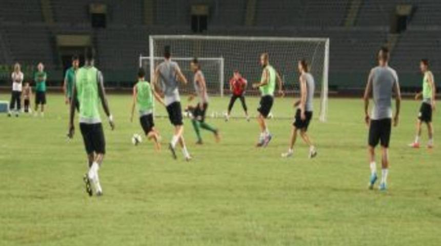 Şanlıurfaspor, Manisaspor Ma&ccedil;ı Hazırlıklarını S&uuml;rd&uuml;r&uuml;yor