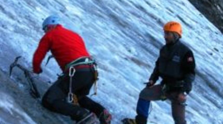 Rize&rsquo;de İleri Kar Buz Eğitimi Tamamlandı