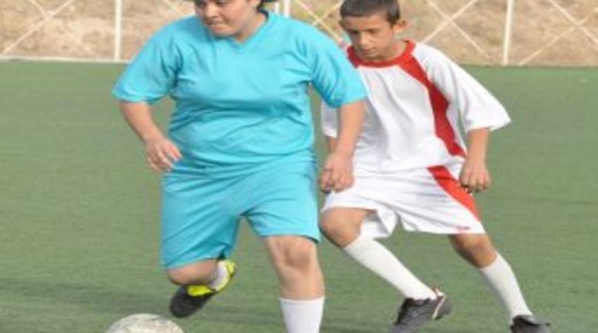 Bayan Sporcular Hazırlıklarını S&uuml;rd&uuml;r&uuml;yor