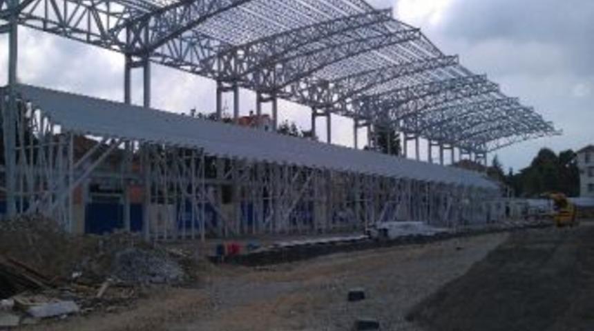 Başkan Bayram Spor Tesislerini Gezdi