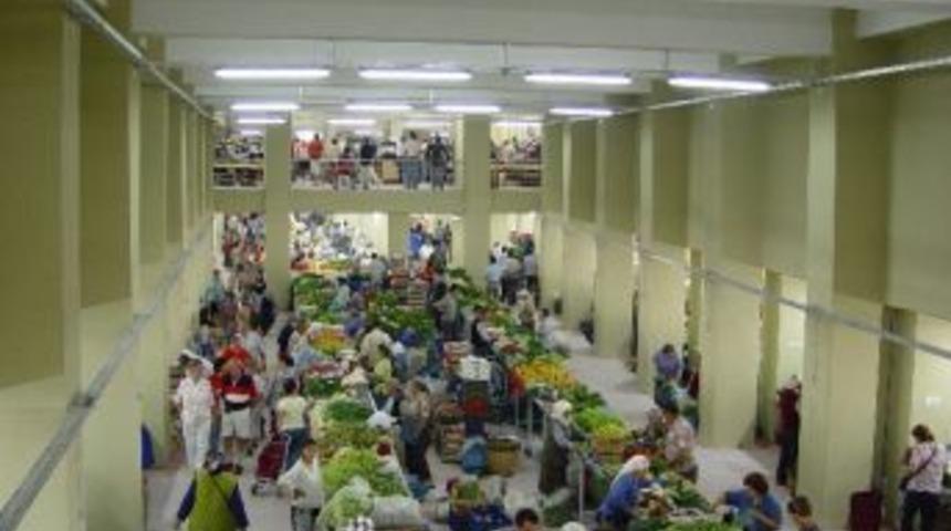 Pazarda Sadece Meyve Ve Sebze Satışı Yapılacak