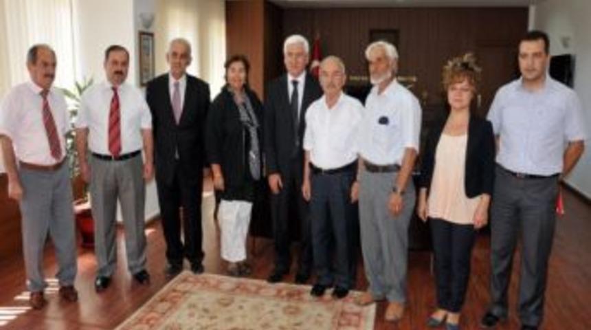 Karaman Kent Konseyinden Vali Koca'ya Ziyaret