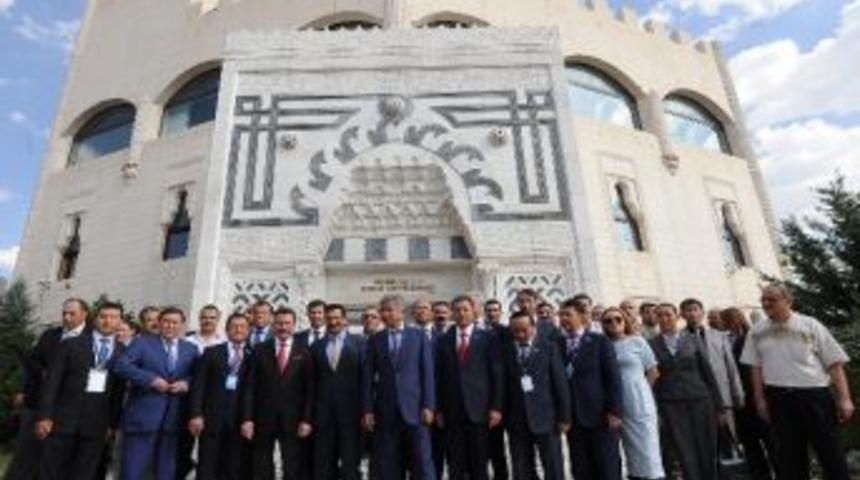 Ke&ccedil;i&ouml;ren&rsquo;e Kazak Evi