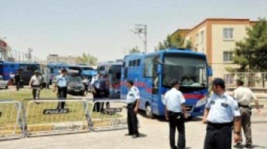 Ak&ccedil;akale'ye cezaevi yapılıyor