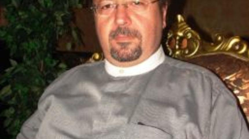 Ermeni Ayininde Depremzedelere Yardım