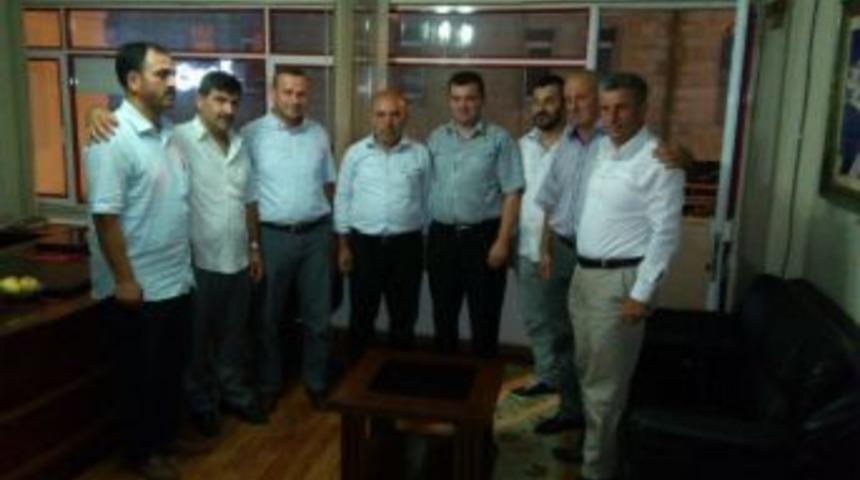 Ak Parti Karasu Teşkilatı Partinin Kurucularını Ziyaret Etti
