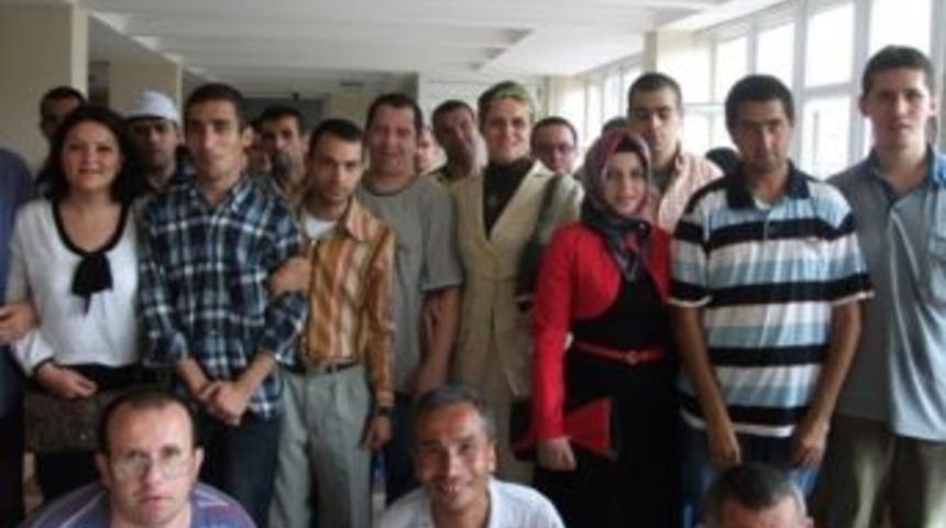 Zihinsel Engelli Yetişkinleri Merkezde Ziyaret Ettiler