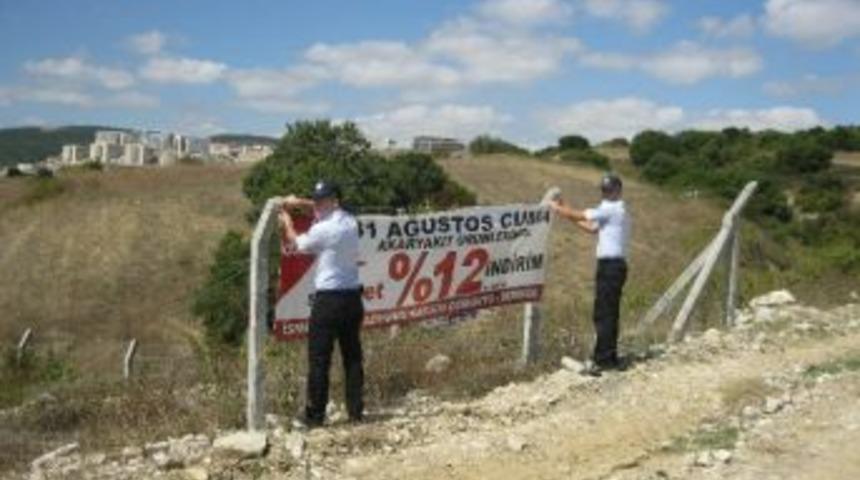 İzmit&rsquo;te Afiş Kirliliğine İzin Yok