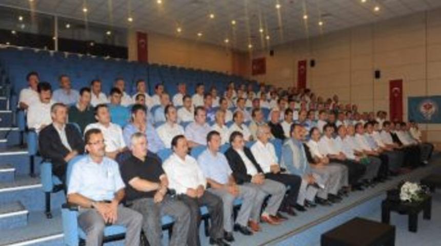 Başkan G&uuml;mr&uuml;k&ccedil;&uuml;oğlu Belediye Otob&uuml;s Şof&ouml;rleri İle Bir Araya Geldi