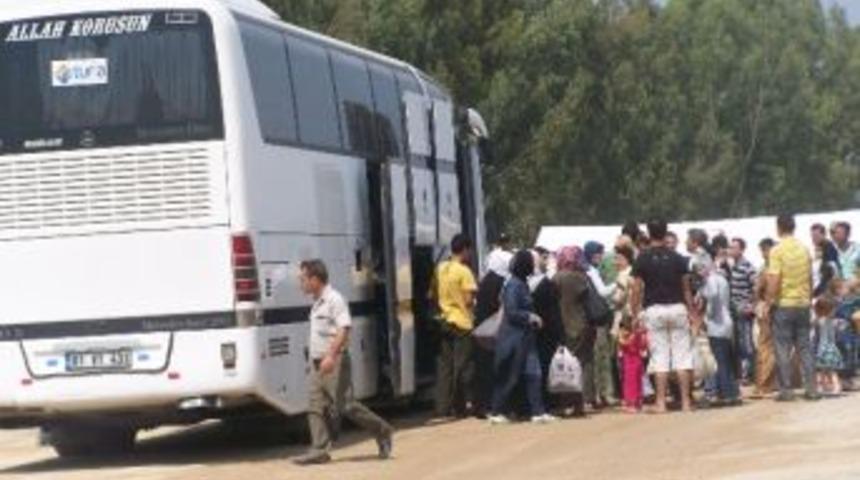 Suriyeli M&uuml;lteciler Osmaniye'de