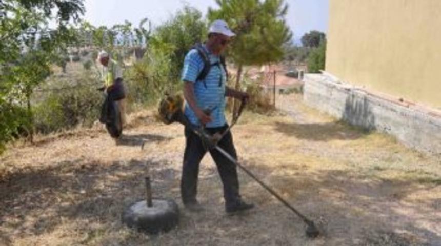 Kuşadası&rsquo;nda Okullarda Temizlik