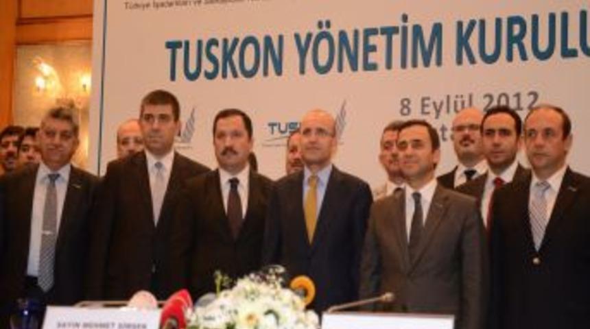 Bakan Şimşek&rsquo;ten Iş D&uuml;nyasına: G&uuml;ndemimizde Yeni Vergiler Yok