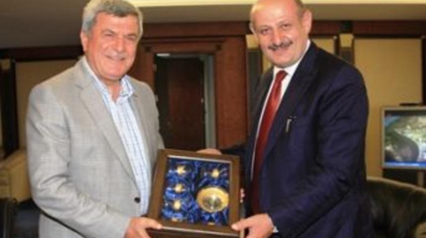 Başkan, Rize&rsquo;de temaslarda bulundu