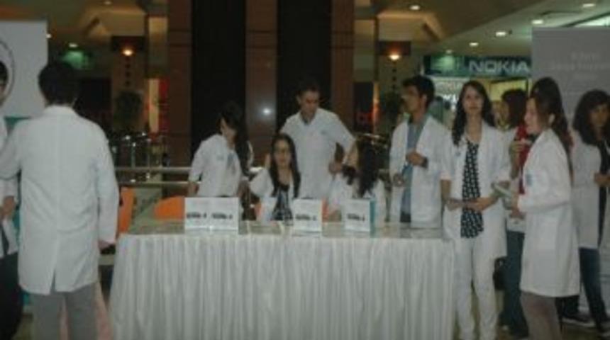 D&uuml;nya Fizyoterapistler G&uuml;n&uuml;