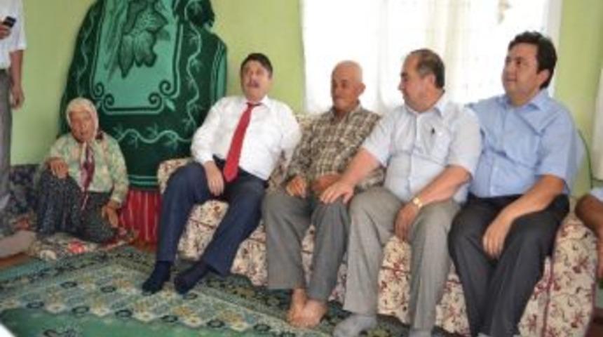 H&uuml;seyin Tanrıverdi'den Taziye Ziyareti