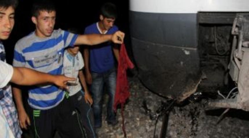 Adana'da tren motosikleti bi&ccedil;ti: 2 &ouml;l&uuml;