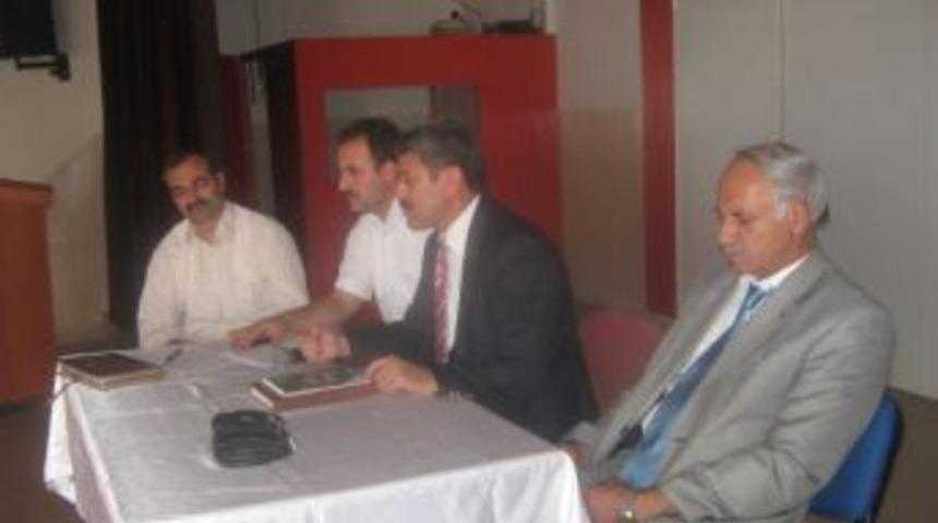 Kağızman'da okul M&uuml;d&uuml;rleriyle toplantı