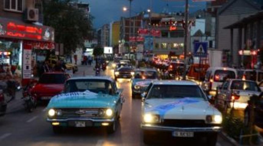 İneg&ouml;ll&uuml; Vatandaşlardan Klasik Arabalara &Ouml;zel İlgi